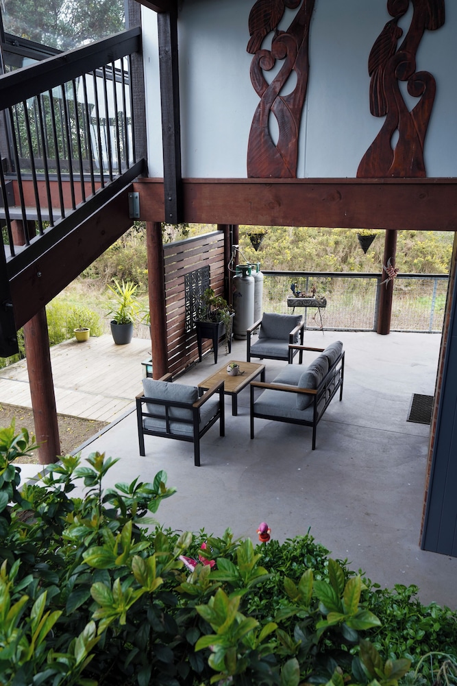 Kiwi Retreat By Aotearoa Escapes