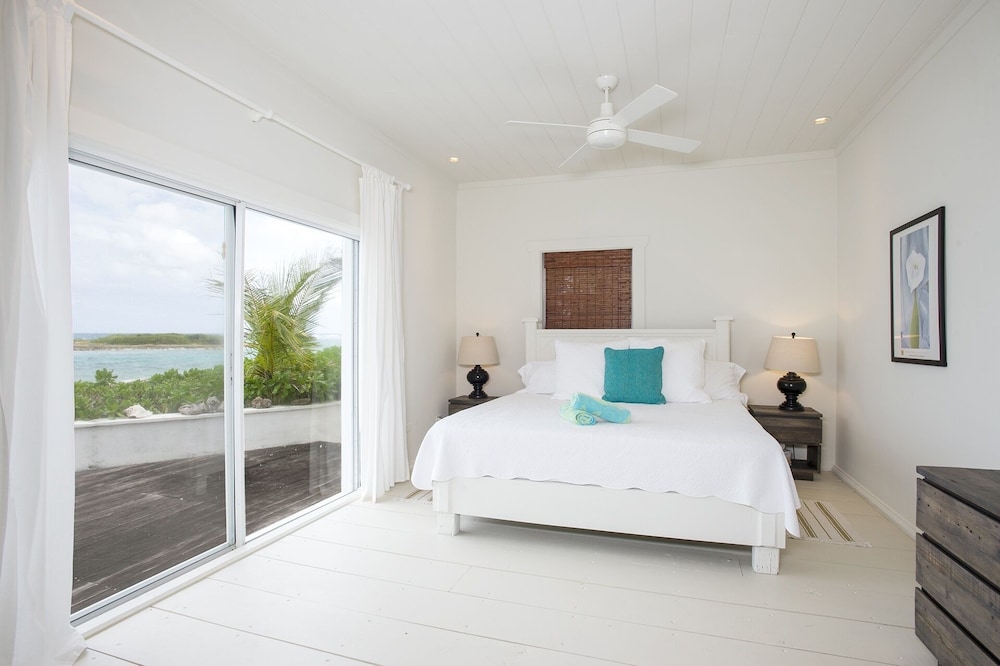 Eleuthera Vacations - Med Point 1 Bedroom Home - Property Image 3