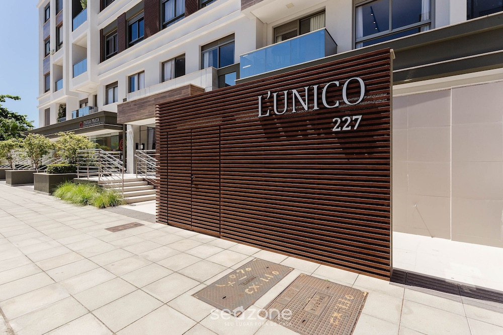 Elus - Building With Rooftop Pool 350m From the Beach!