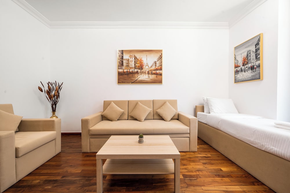 Zapbed House-ONT 405
