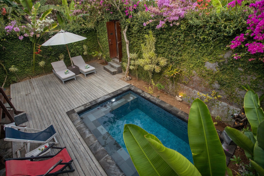 Sunset Garden Nusa Lembongan