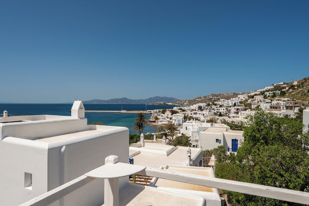 SeaView Central Suites