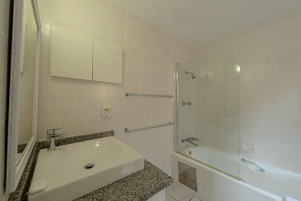 San Lameer Villa Rentals 2817