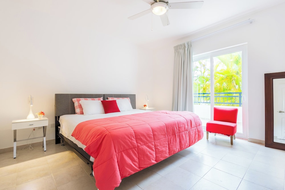 Villa Buganvilla 252 - 4BR Pool Jacuzzi Golf