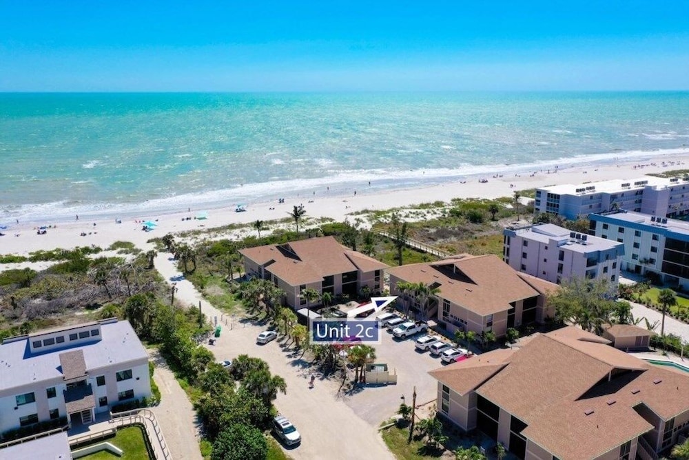 Coquina Beach 2c 2 Bedroom Condo