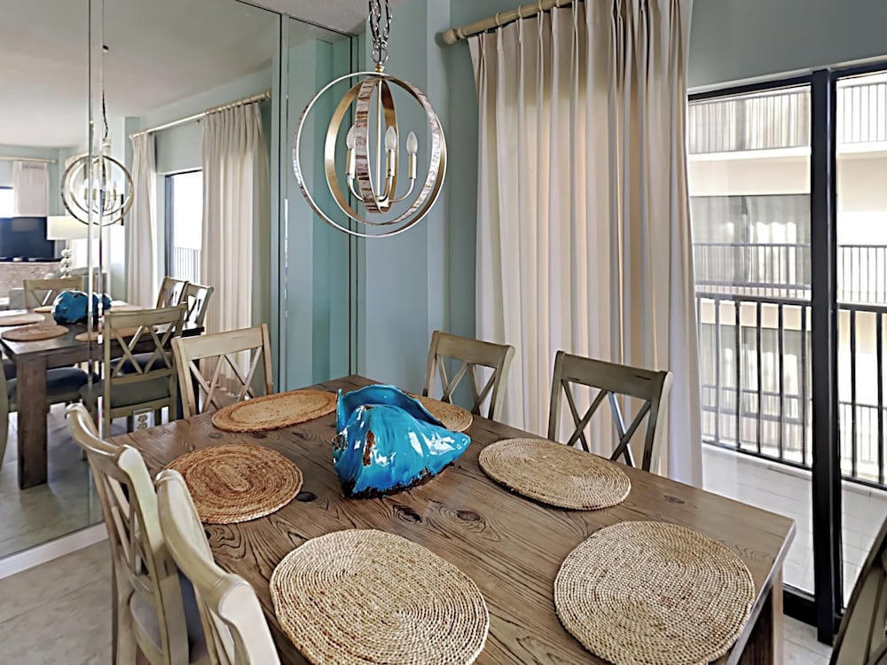 The Palms of Orange Beach by Southern Vacation Rentals