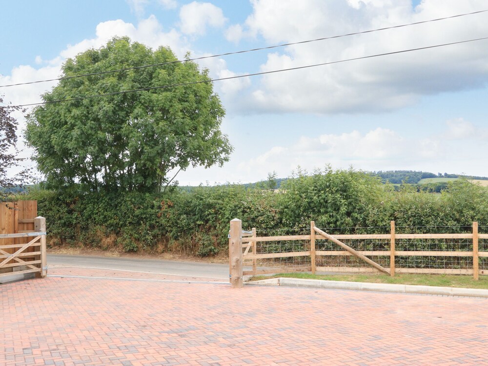 Sawtons Cottage 2