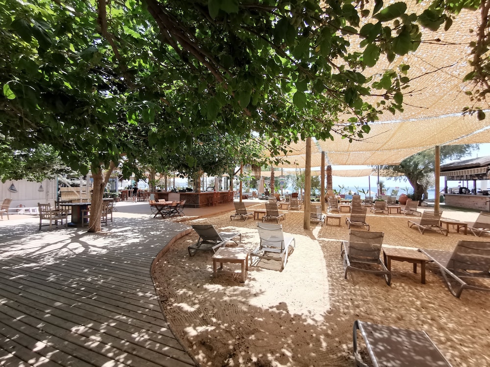 Kefi Beach ve Süitler - Image 47