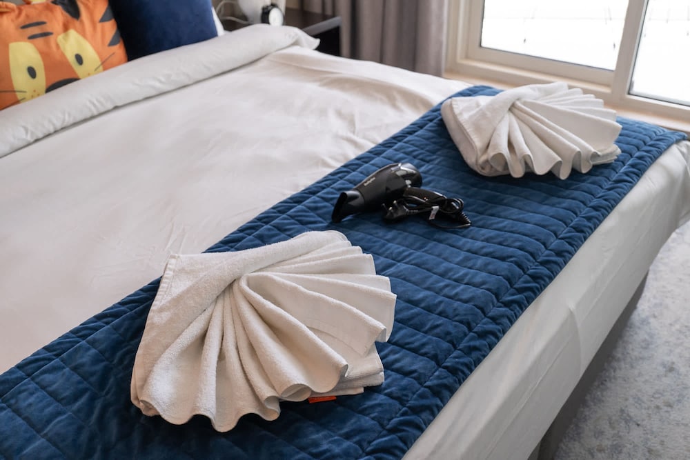 Cozy Studio Perfect for 4 at Damac Maison Prive