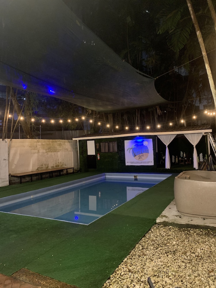 Hostel Loco Coco Loco