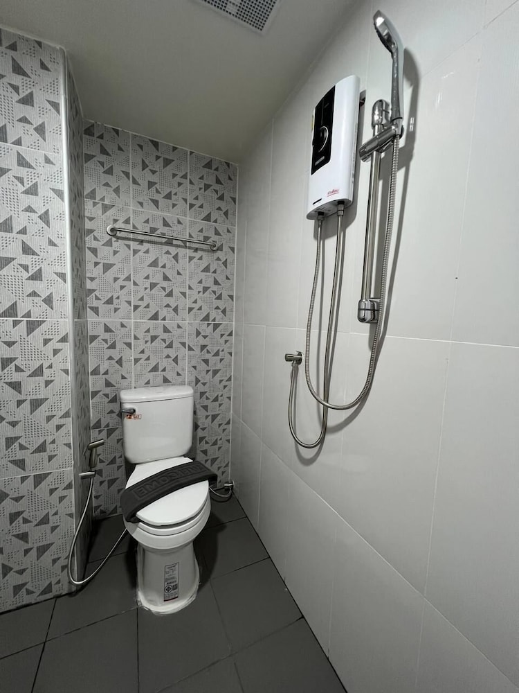 Pratunam Family House 2