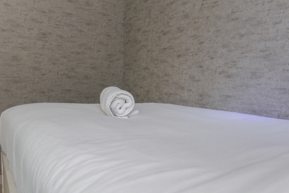 Comfort 2BR Bassura City Apartment near Shopping Center, 자카르타 - 10