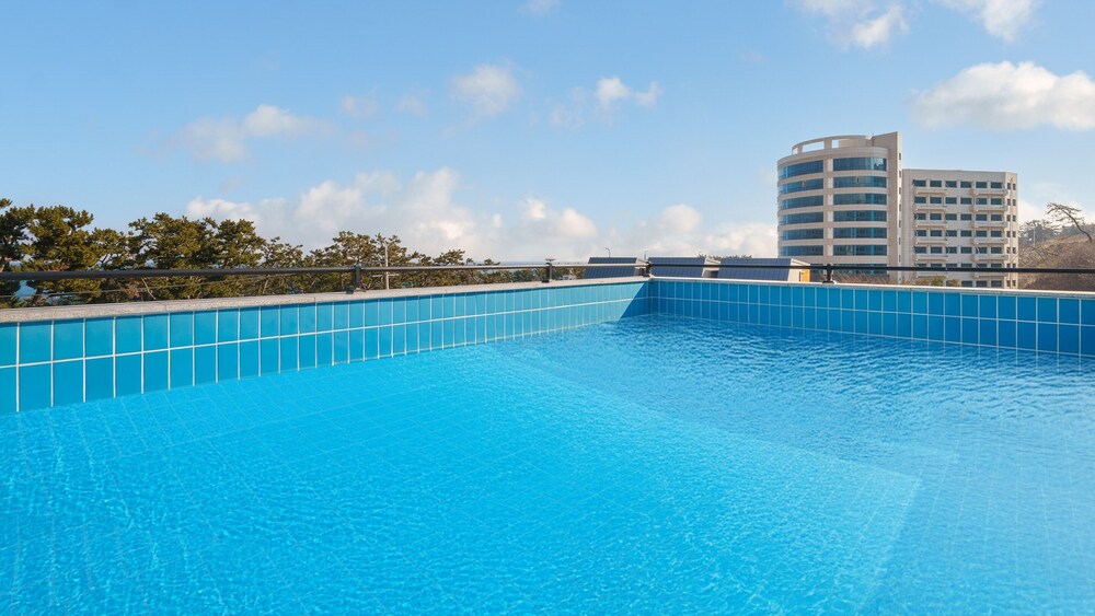 Gyeongju Gampo Laviangrose Pool Villa