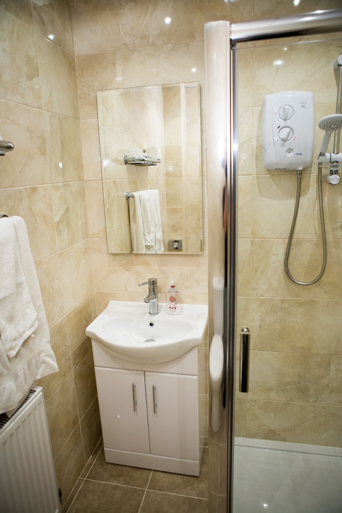 Oak House B&B