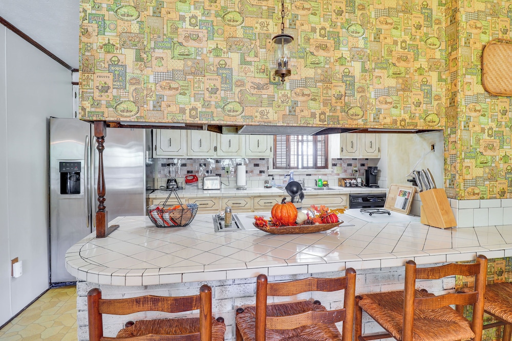 Rural Retreat: Cypress Lake By Roosevelt St Park