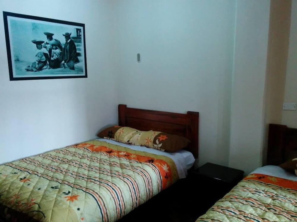 Hostal Otavalos Inn-Hostel