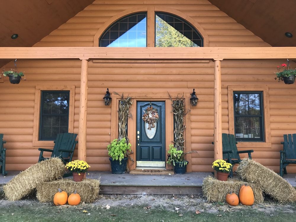 Oak Creek Lodge
