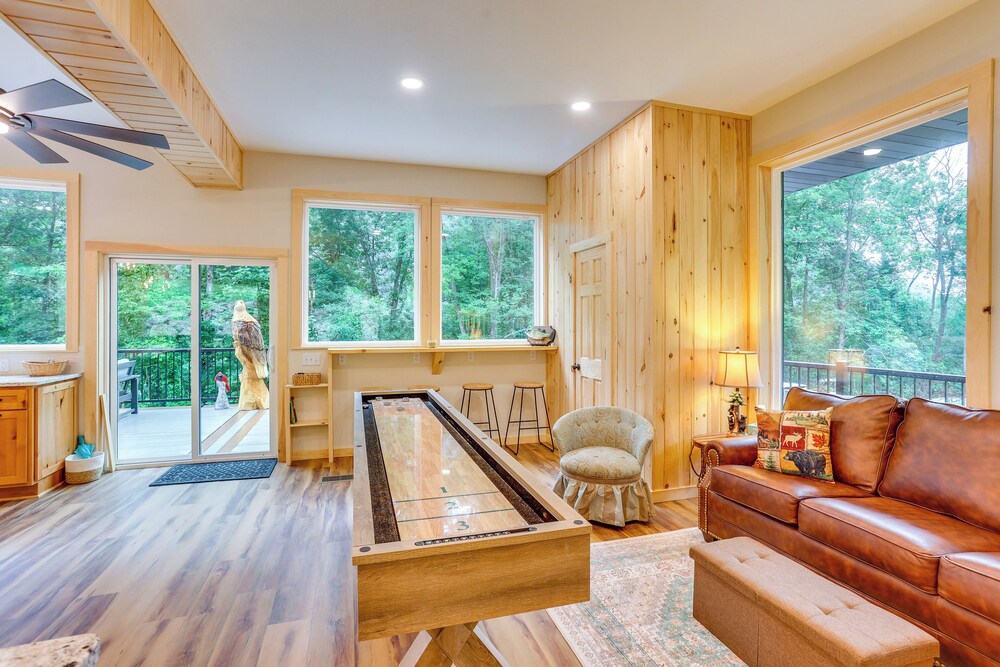 Resting Eagle Cabin w/ Mtn Views in PA Wilds