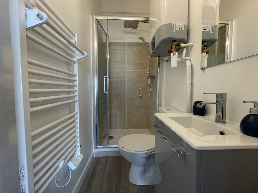 Apartment in Le Mans With Private Parking
