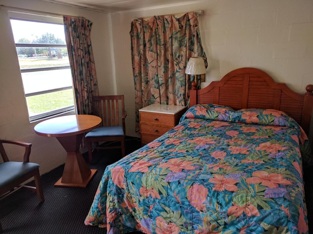 Desoto Motel