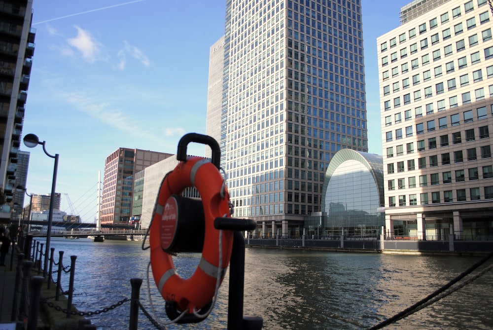 Canary Wharf - Corporate Riverside Apartments