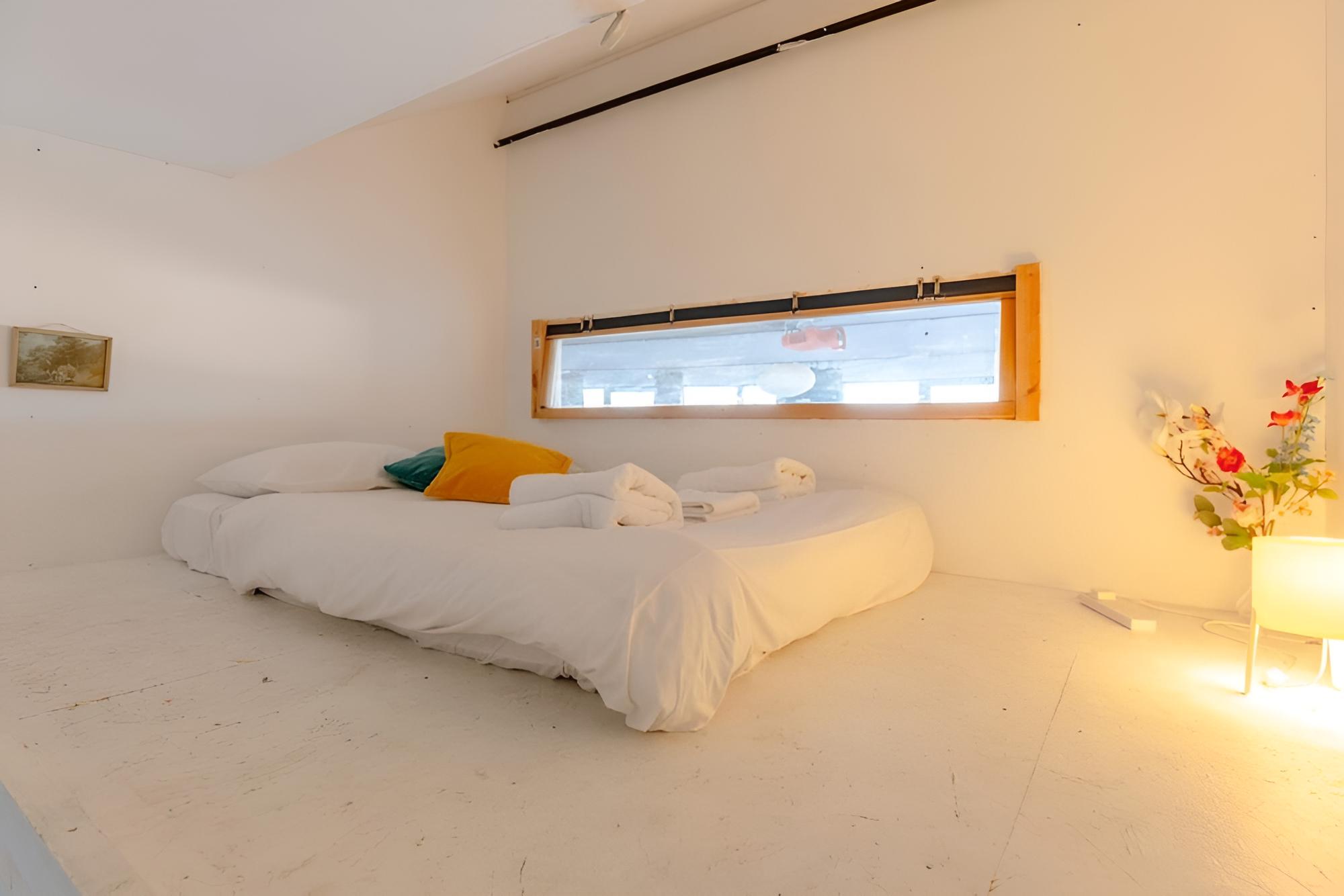 Trendy & Artistic Loft Hideaway, Hackney Wick!