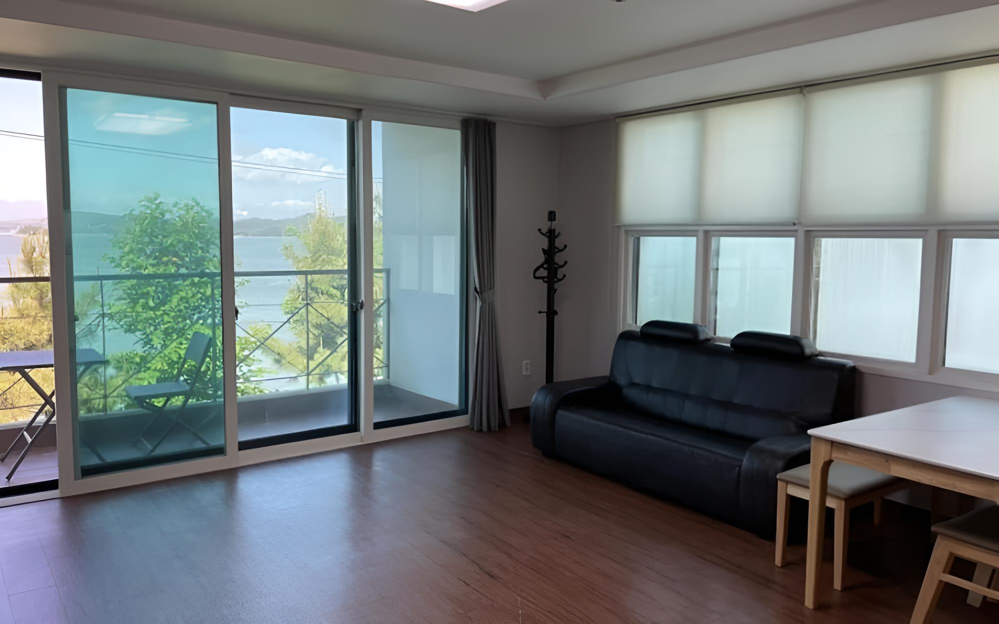 Daebudo Ocean Ville Pension view 4