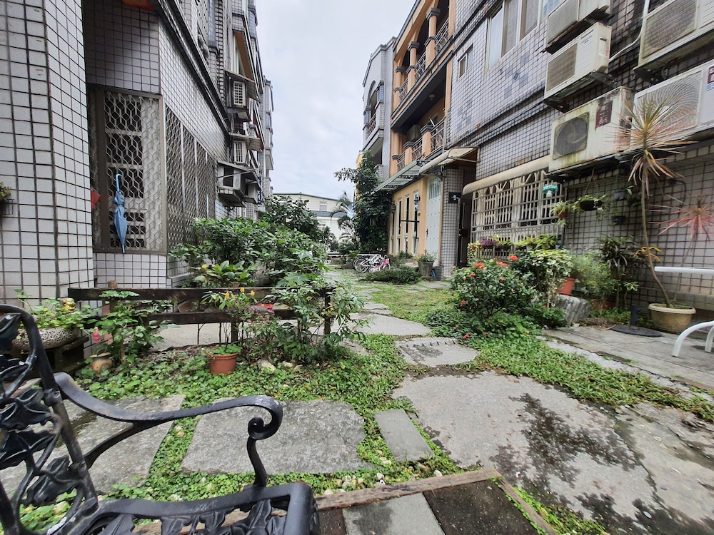 Dongshan River Left bank B&B