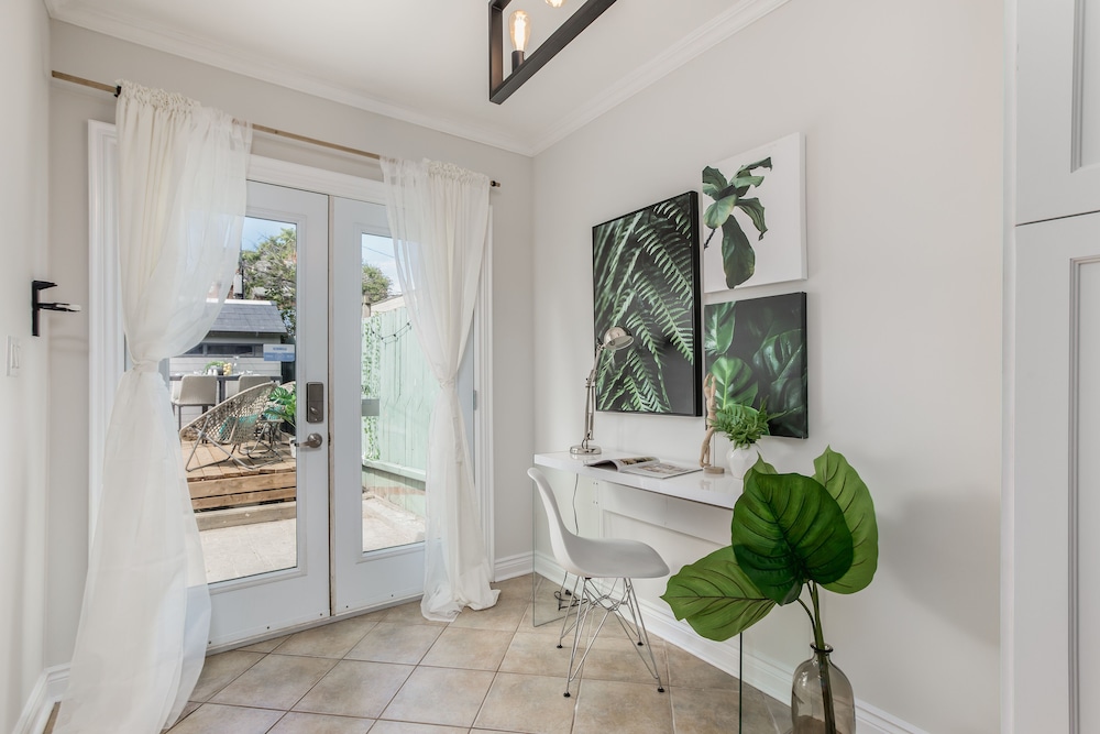 Homey & Elegant 3-bedroom House in the Annex - Image 4