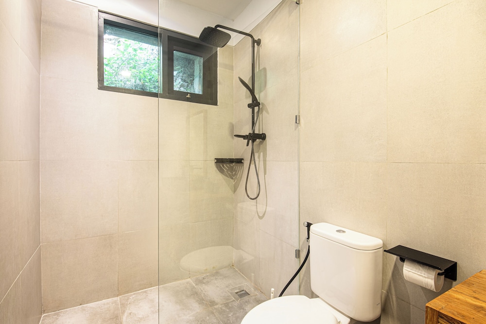 Stunning 6BR Villa 5 Mins to Bingin