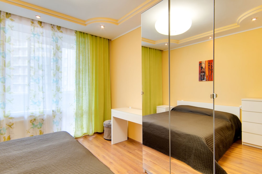 Aura Apartments