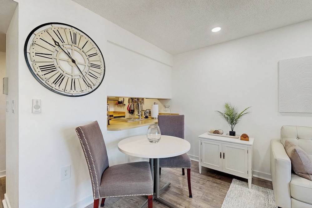 55+ Condo w/ Balcony & Mtn Views, Shared W & D