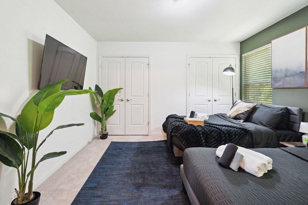 King 3BR Townhouse Mins to Cary NC State