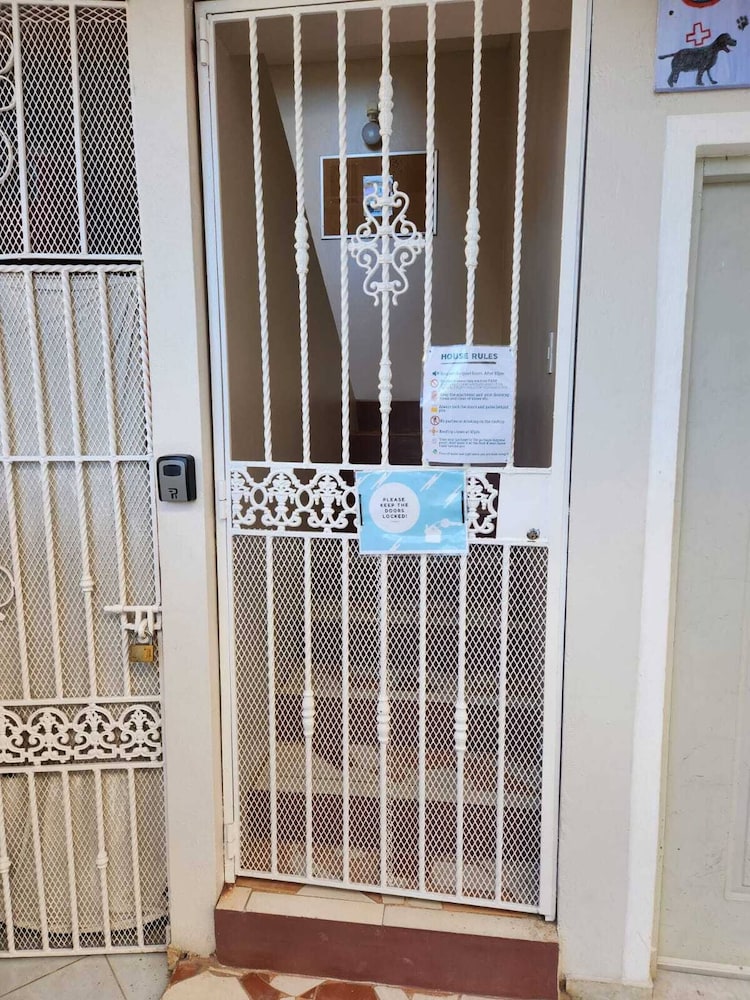 Secure 4-pers Apartment Close to the Beach