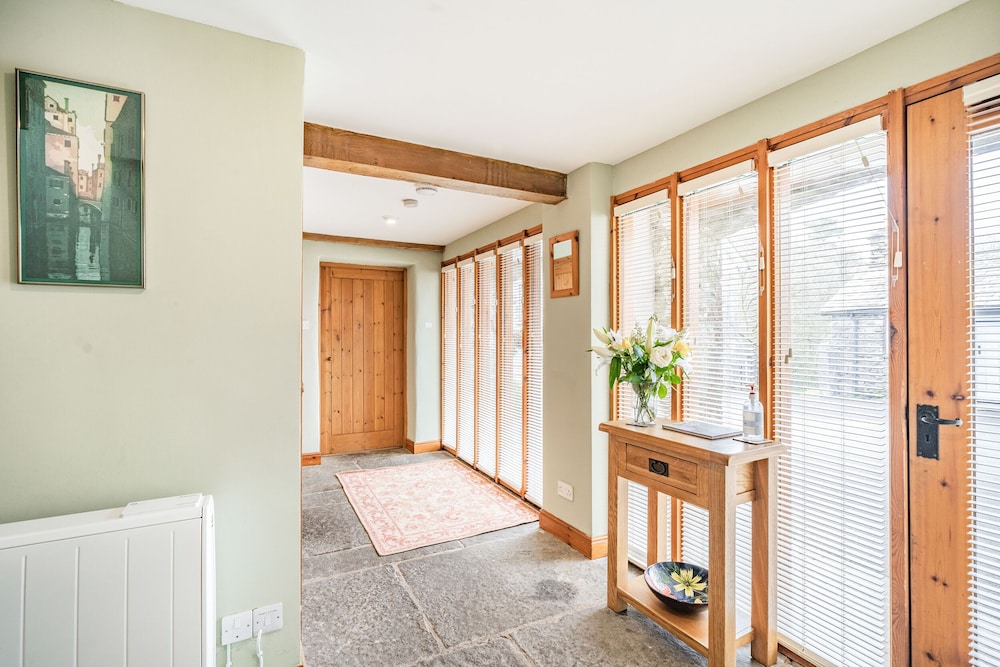Kendal Vacations - Moresdale Bank Cottage - Property Image 4