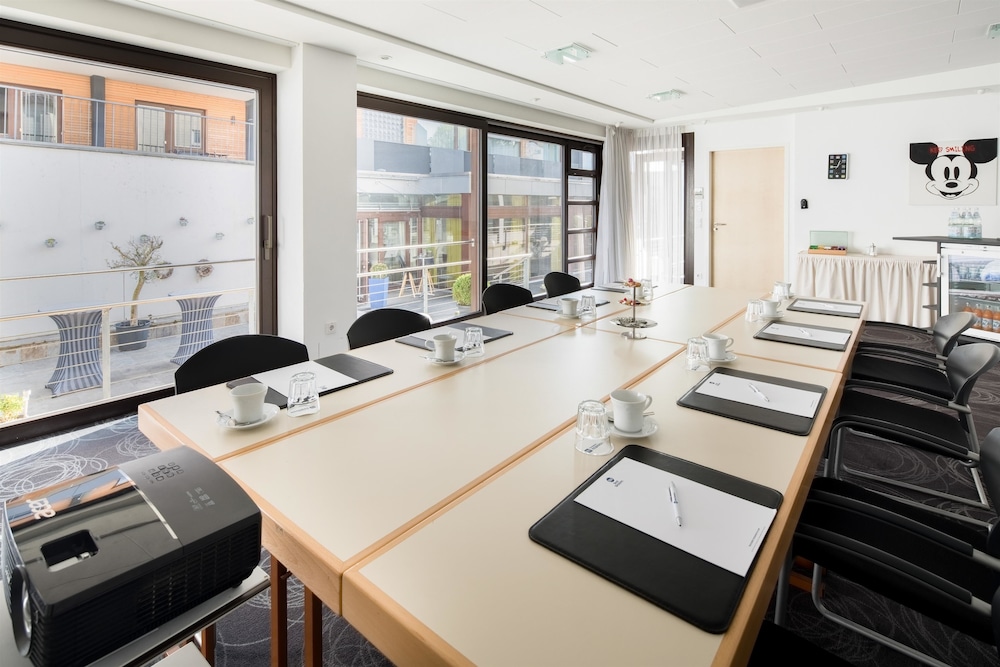 Best Western Hotel Wuerzburg Sued - Property Image 1