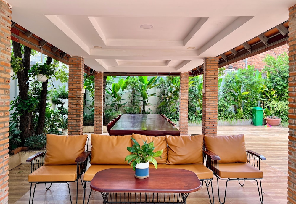 NyNa Villa Kampot view 5