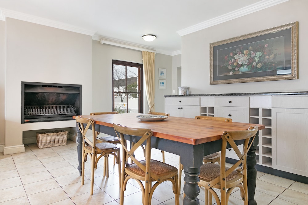 Winelands Golf Lodges at De Zalze