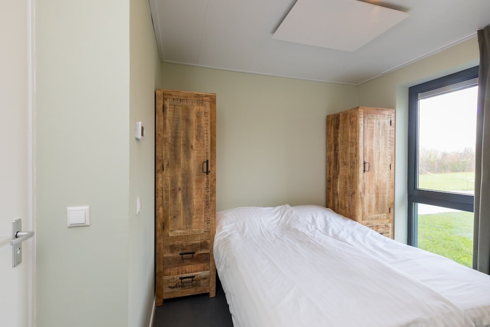 Holiday Home in Schorre Near Beach & Dunes