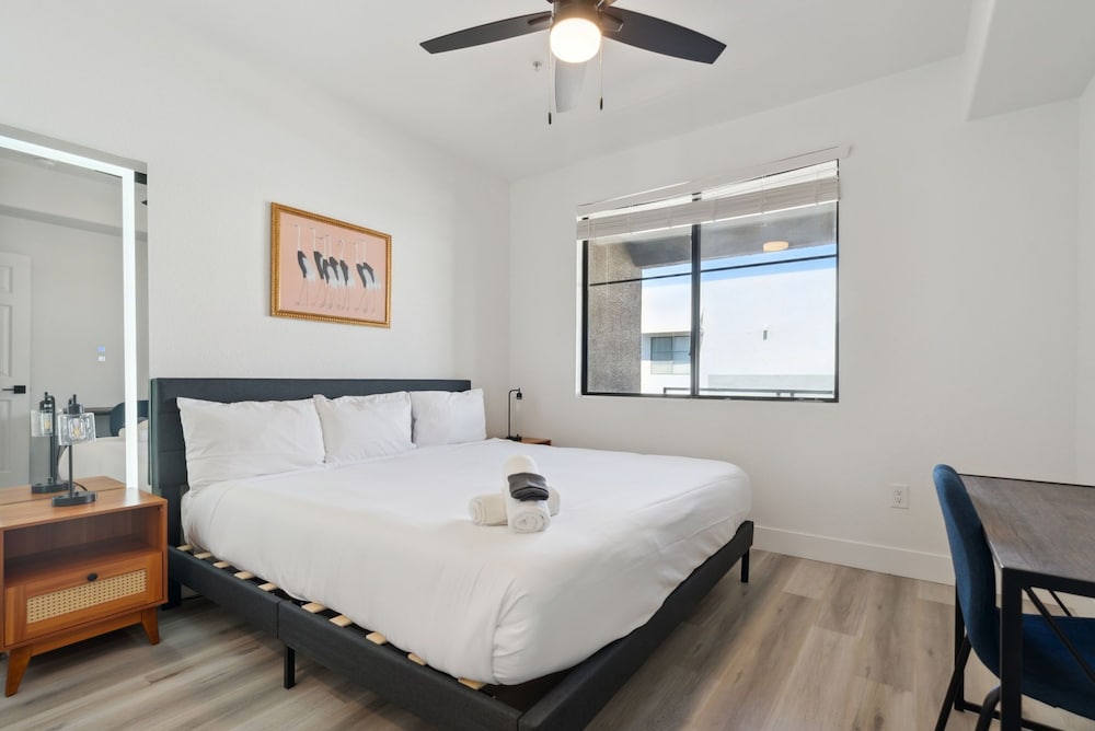 CozySuites at Zone Westgate
