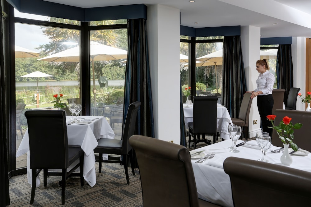 Farnham Vacations - Frensham Pond Country House Hotel  Spa - Property Image 6