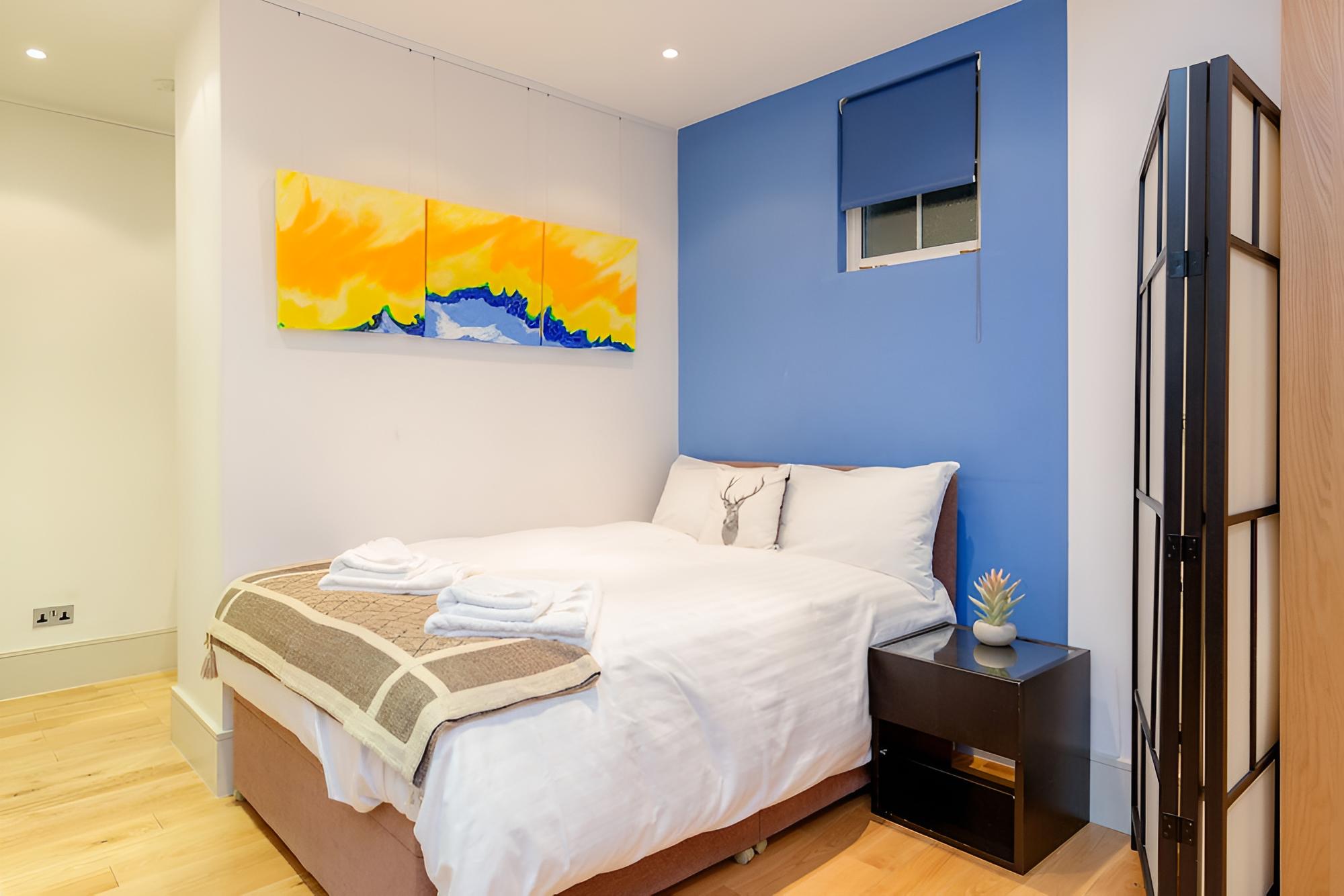 HighSt Kensington Studio - BaseToGo