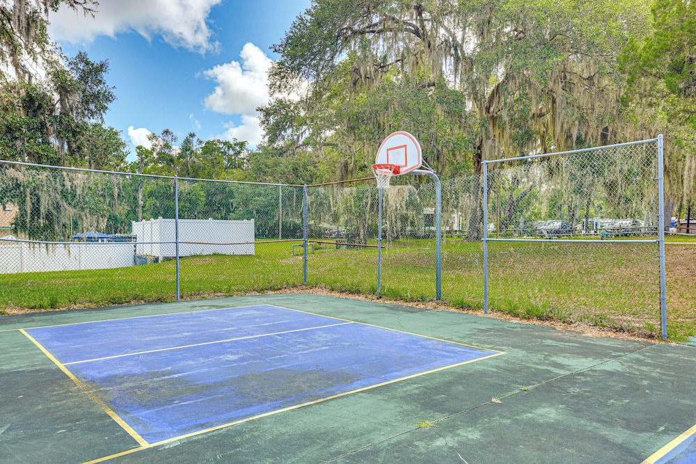 Steps to Lake Kerr: Home w/ Pool & Hot Tub Access!