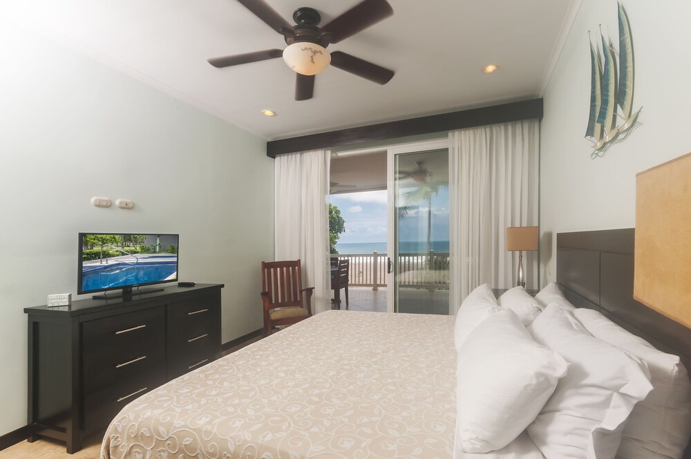The Palms by Dream Makers