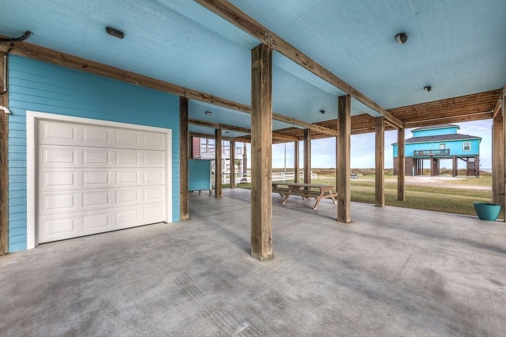 Once Upon A Tide 3 Bedroom Home by RedAwning