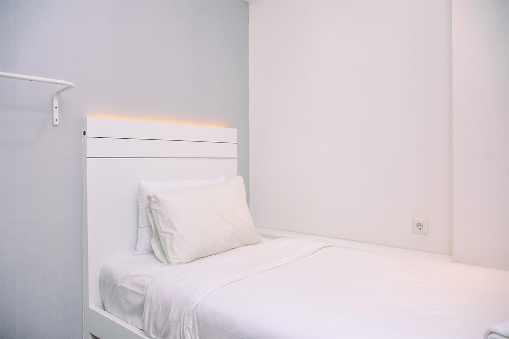 Nice and Warm 2BR at Podomoro Golf View Apartment