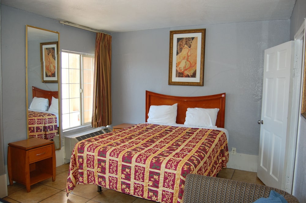 Parklane Motel