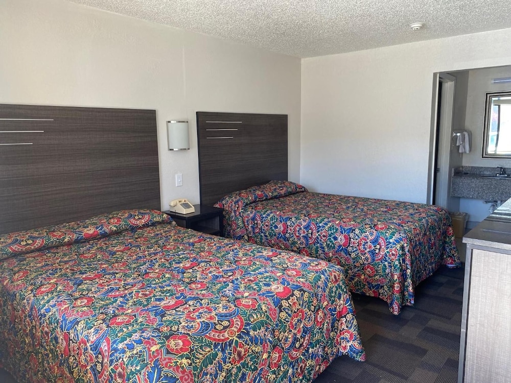 Dallas / Fort Worth Vacations - Jupiter Inn - Property Image 5