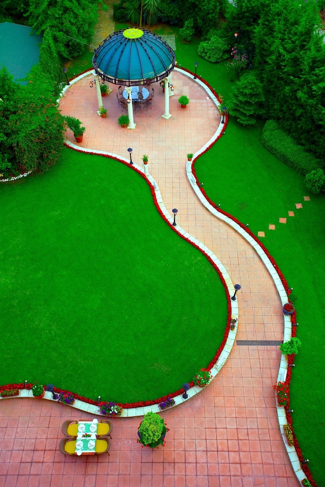 The Green Park Merter - Image 37