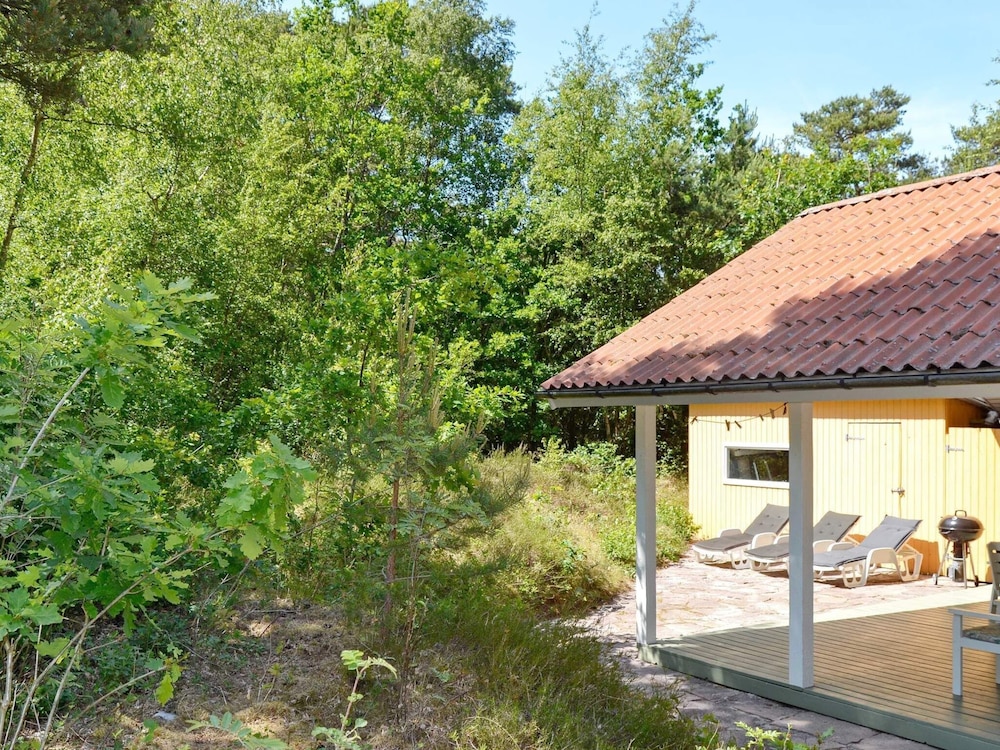 6 Person Holiday Home in Nexo view 2